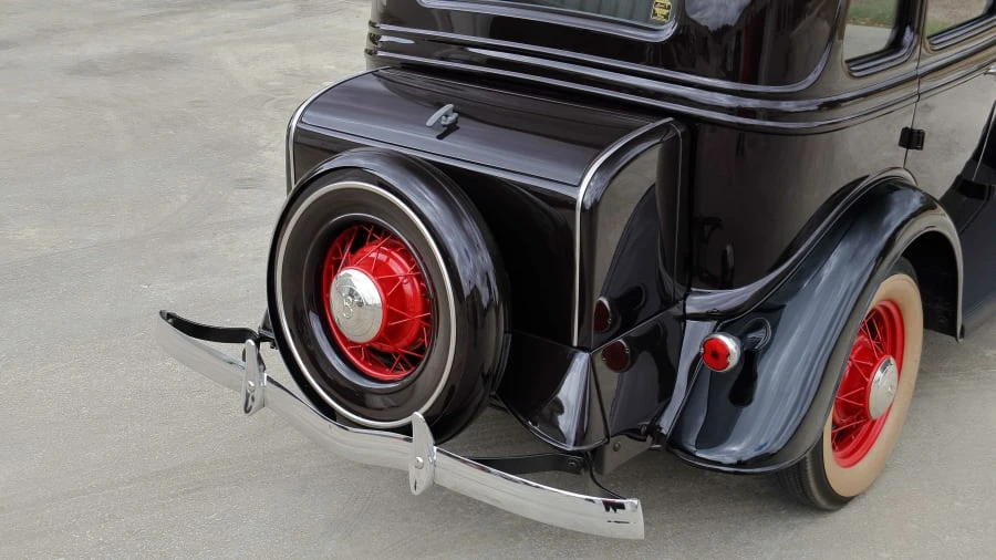 1933 Ford Model 18 & 40 - Image 10 of 20