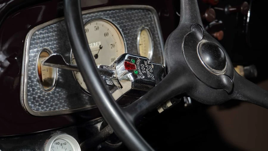1933 Ford Model 18 & 40 - Image 18 of 20