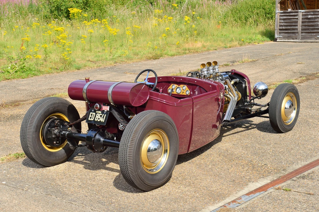 1933 Ford Hot Rod - Image 11 of 19