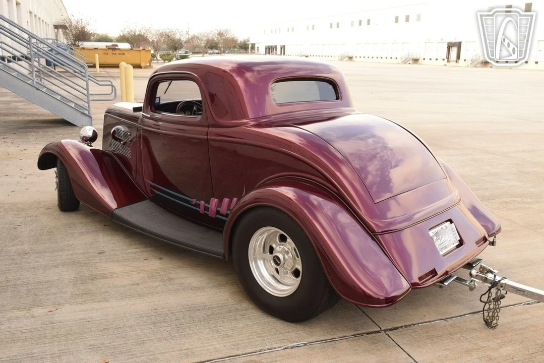 1933 Ford Model 18 & 40 - Image 10 of 12