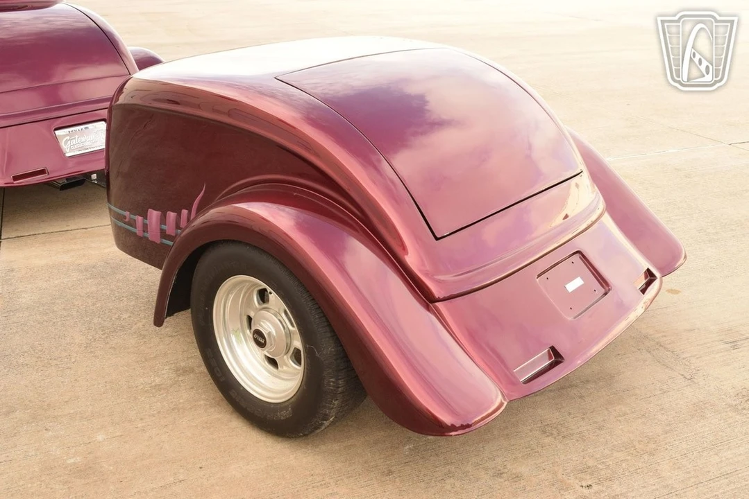 1933 Ford Model 18 & 40 - Image 13 of 21