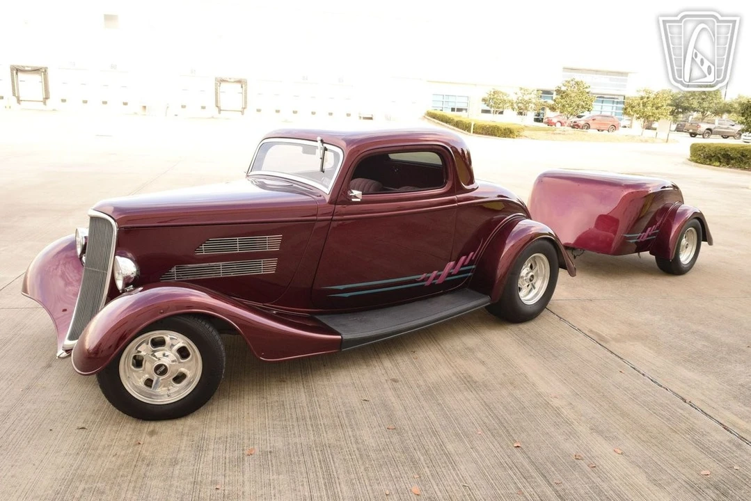 1933 Ford Model 18 & 40 - Image 4 of 21