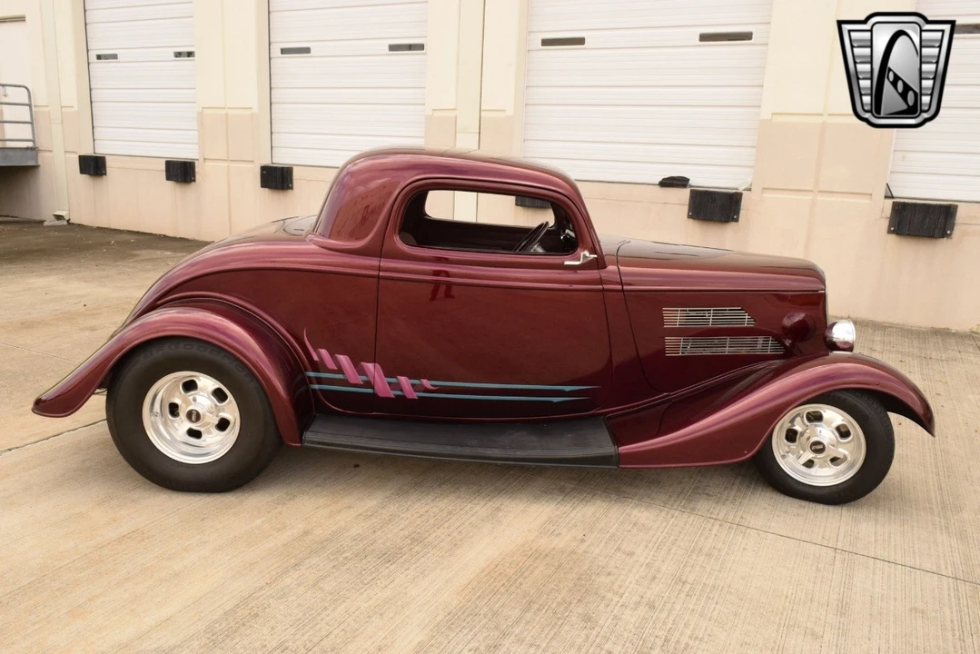 1933 Ford Model 18 & 40 - Image 9 of 12