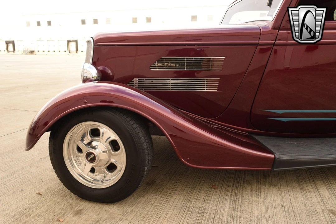 1933 Ford Model 18 & 40 - Image 11 of 12