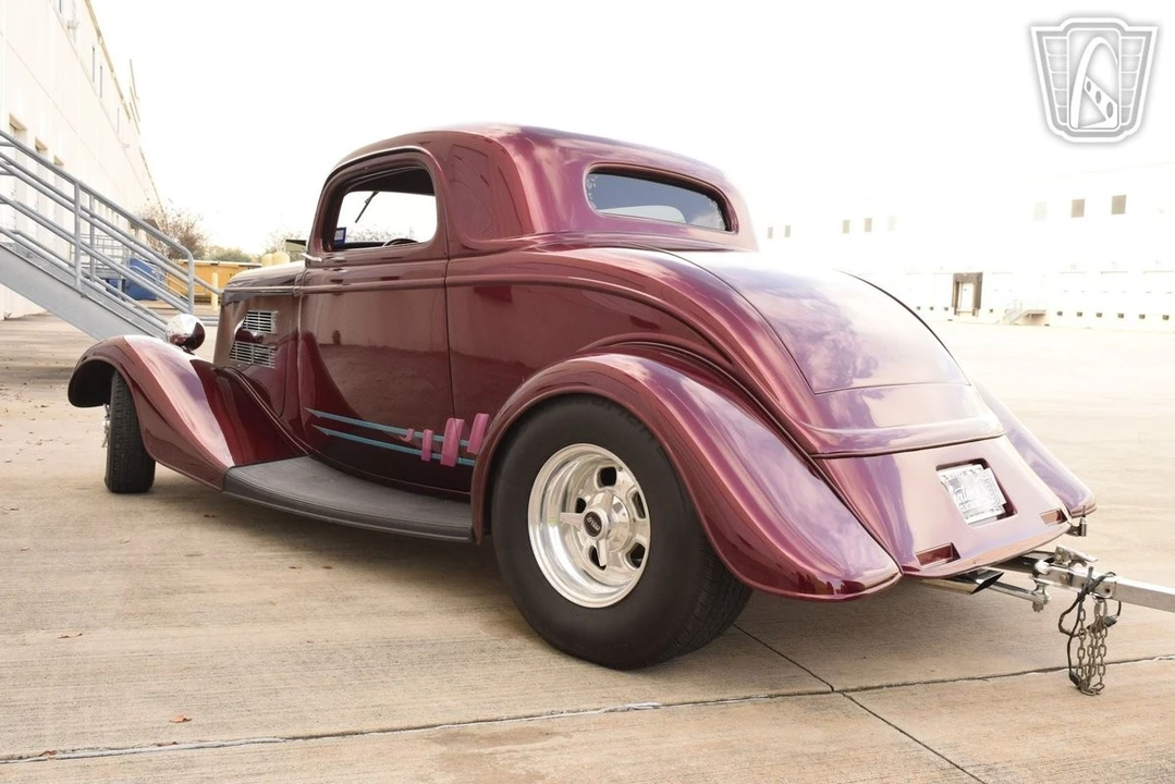 1933 Ford Model 18 & 40 - Image 10 of 21