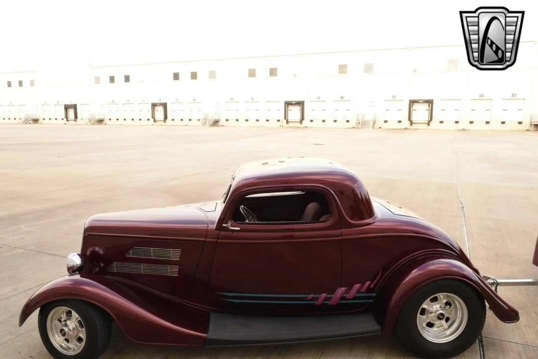 1933 Ford Model 18 & 40 - Image 3 of 12