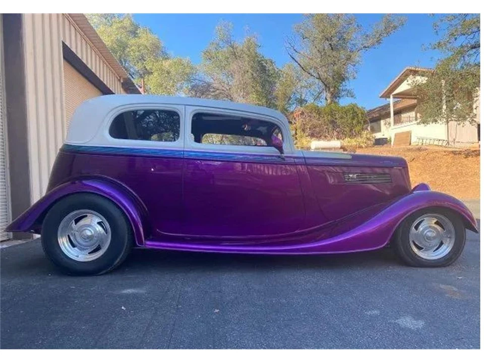 1933 Ford Model 18 & 40 - Image 9 of 11
