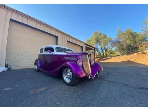 1933 Ford Model 40 Vicky