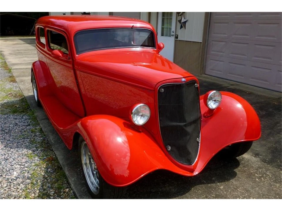 1933 Ford Model 18 & 40 - Image 2 of 12