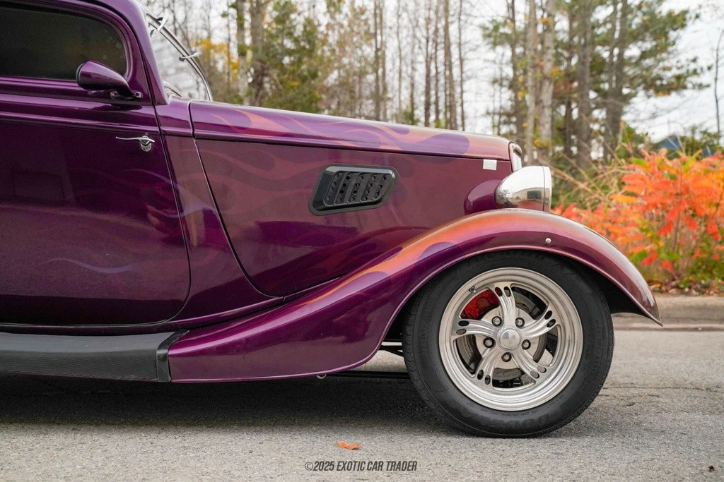 1933 Ford Model 18 & 40 - Image 11 of 12