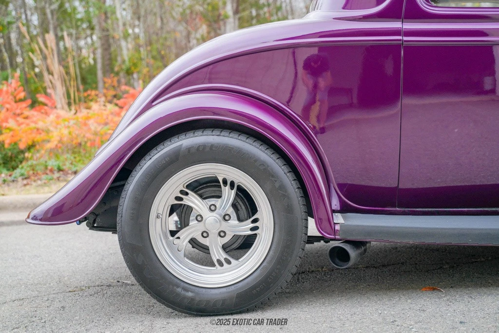 1933 Ford Model 18 & 40 - Image 10 of 12