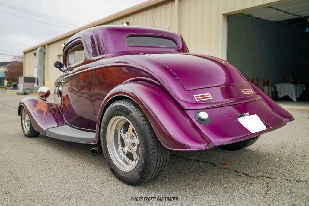 1933 Ford Model 18 & 40 - Image 6 of 12