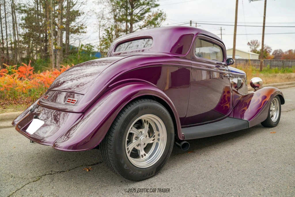 1933 Ford Model 18 & 40 - Image 8 of 12
