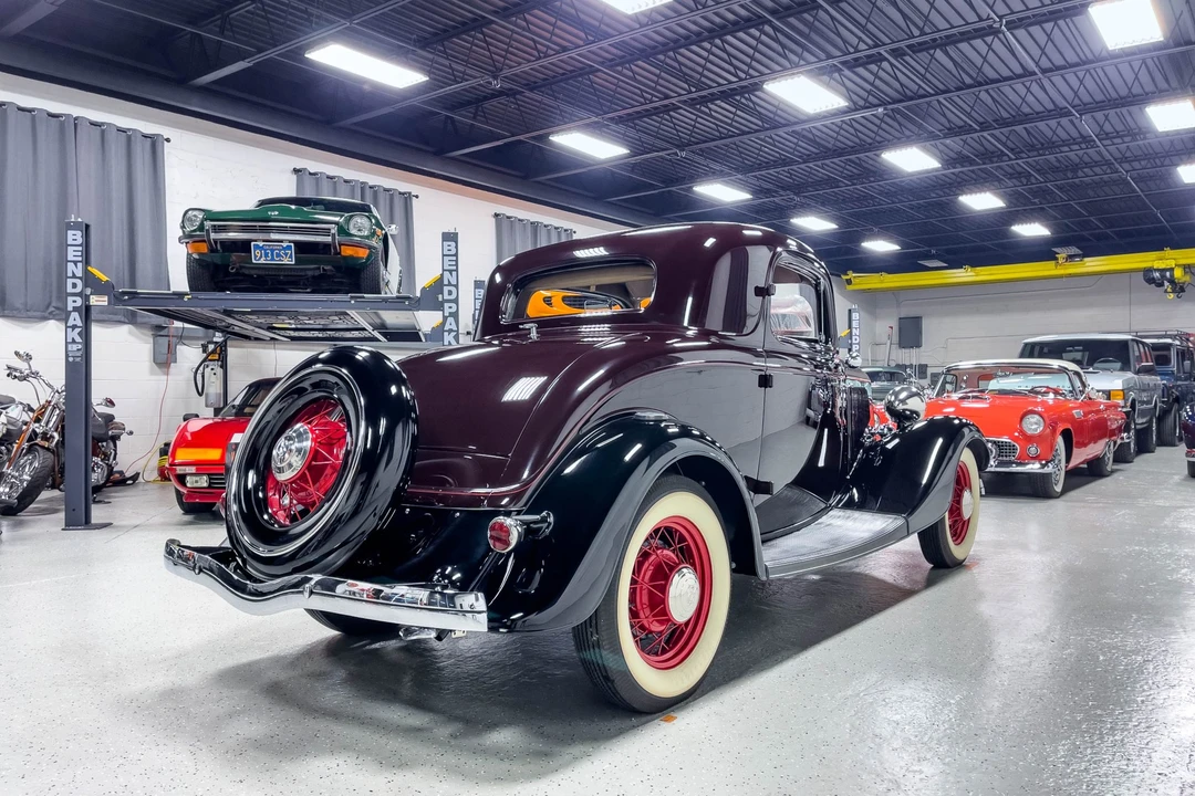 1933 Ford Model 18 & 40 - Image 9 of 31