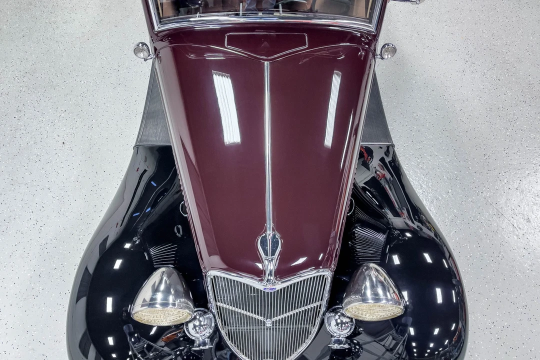 1933 Ford Model 18 & 40 - Image 15 of 31