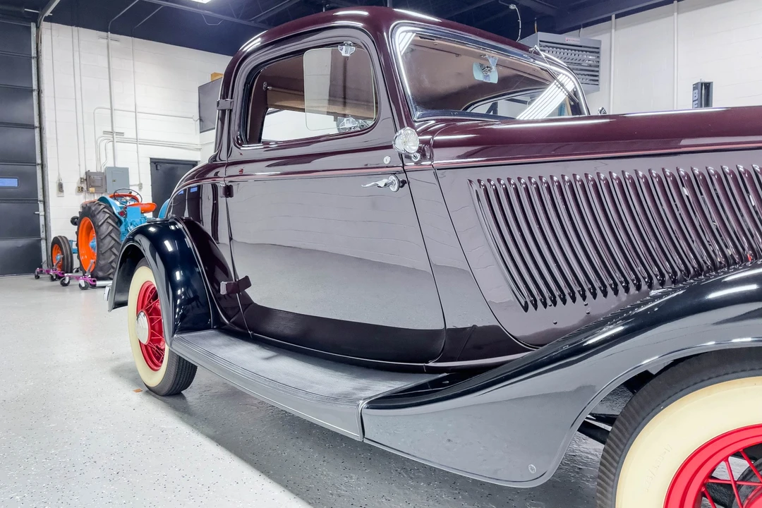 1933 Ford Model 18 & 40 - Image 25 of 31