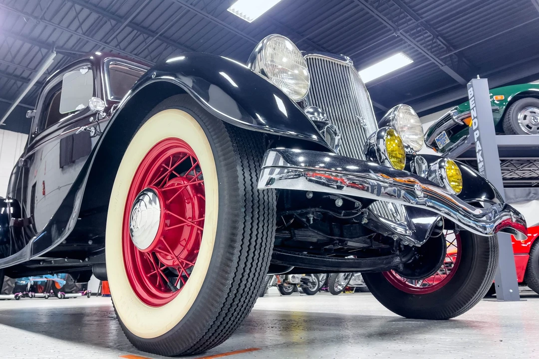 1933 Ford Model 18 & 40 - Image 23 of 31
