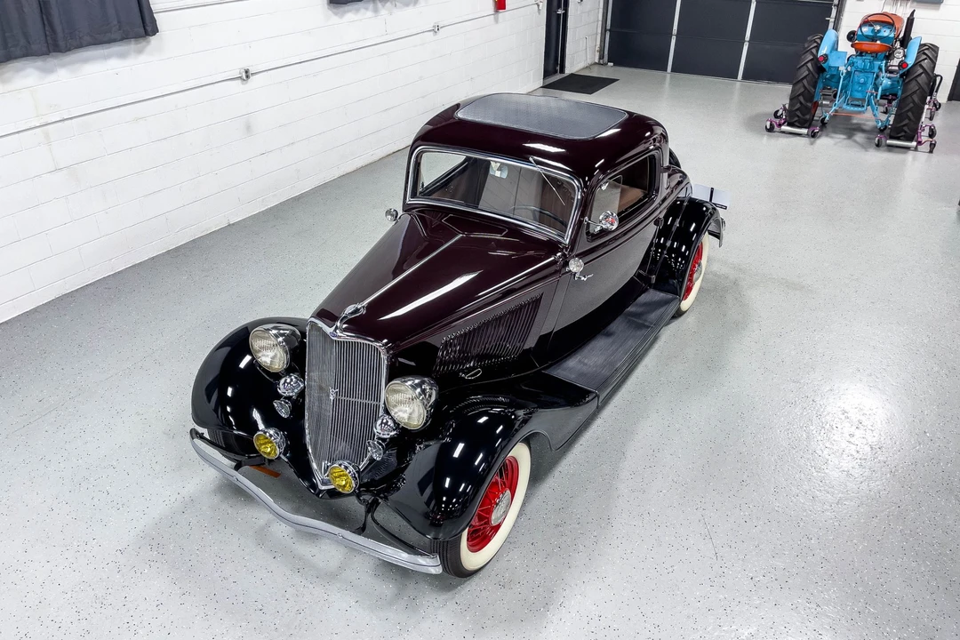 1933 Ford Model 18 & 40 - Image 2 of 31