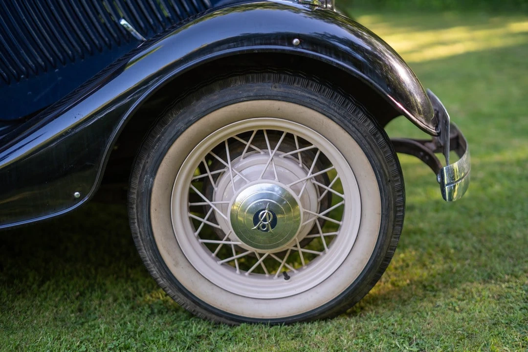 1933 Ford Model 18 & 40 - Image 24 of 31