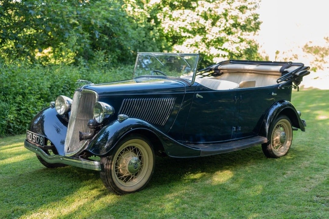 1933 Ford Model 18 & 40 - Image 2 of 31