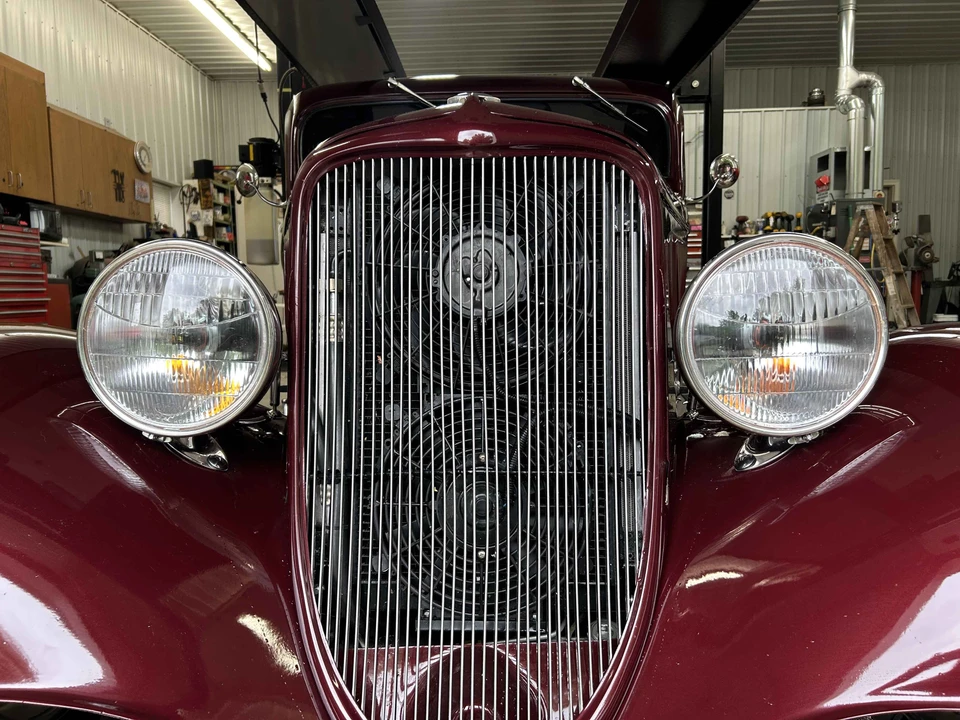 1933 Ford Model 18 & 40 - Image 11 of 31