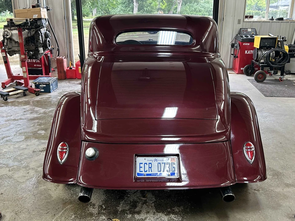 1933 Ford Model 18 & 40 - Image 15 of 31