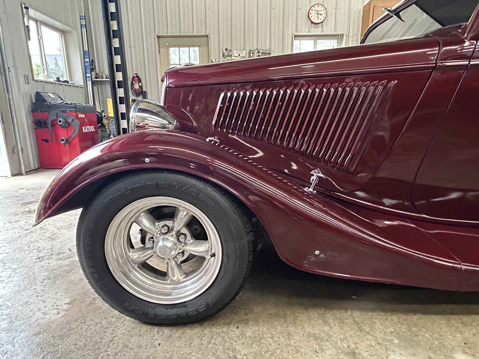 1933 Ford Model 18 & 40 - Image 20 of 31