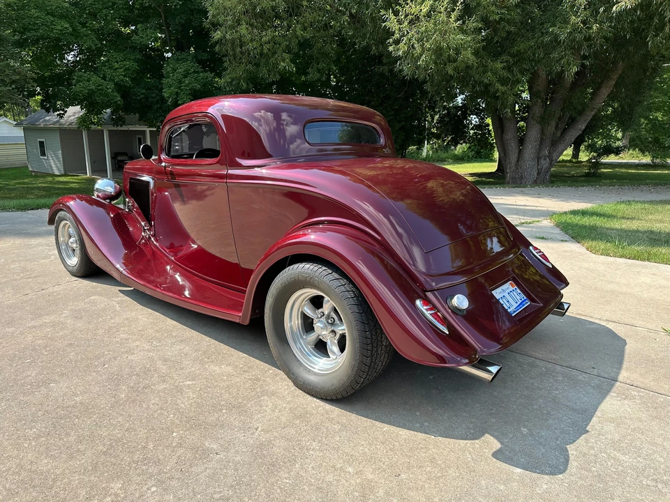 1933 Ford Model 18 & 40 - Image 3 of 31