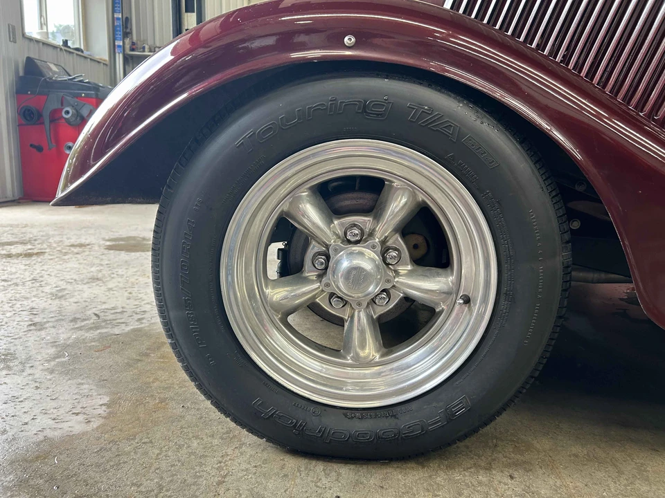 1933 Ford Model 18 & 40 - Image 31 of 31