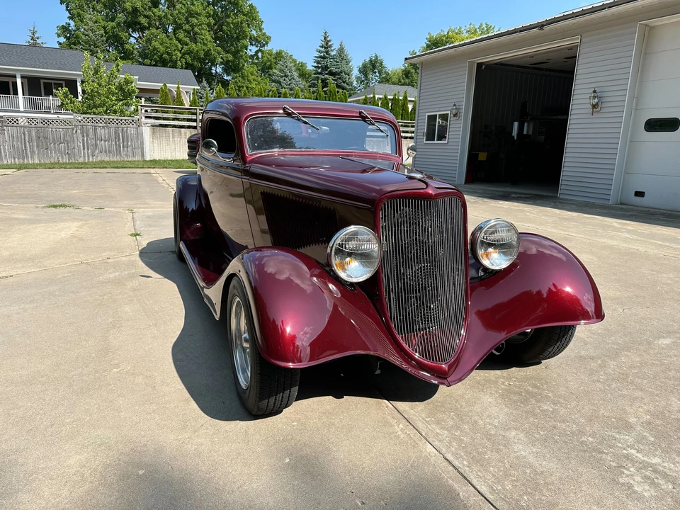 1933 Ford Model 18 & 40 - Image 4 of 31