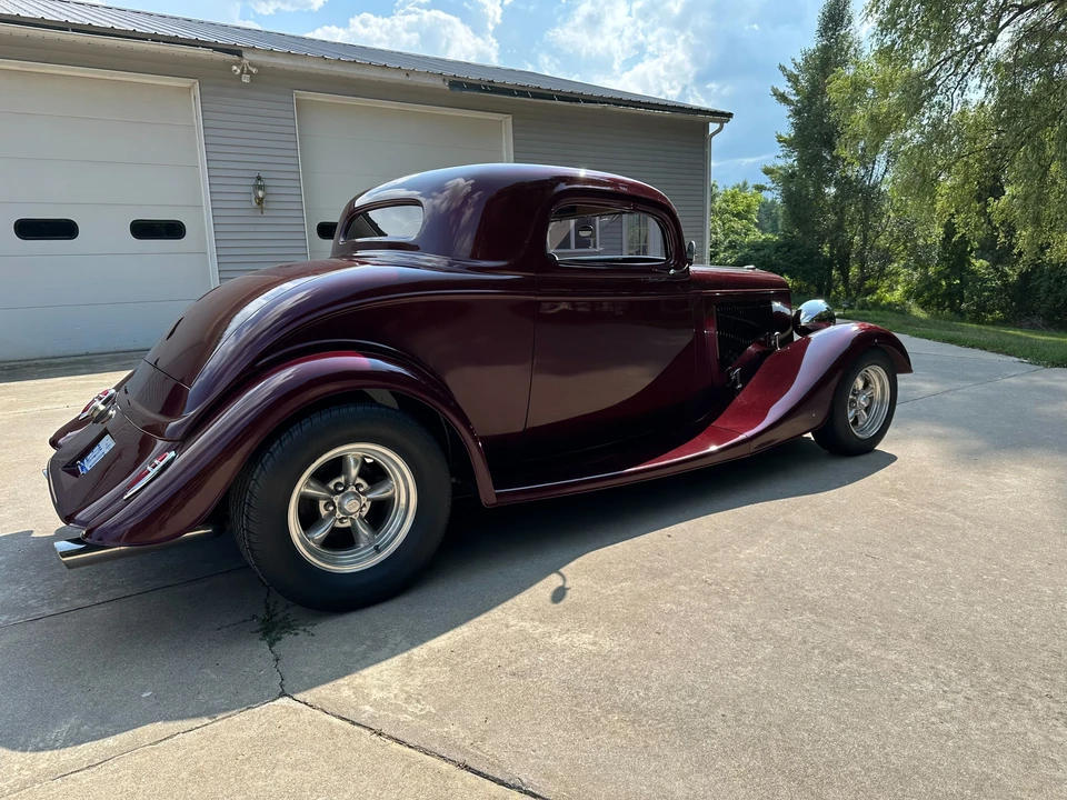1933 Ford Model 18 & 40 - Image 6 of 31