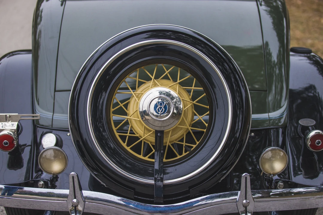 1933 Ford Model 18 & 40 - Image 16 of 31
