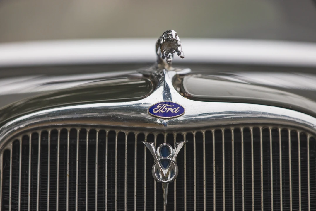 1933 Ford Model 18 & 40 - Image 10 of 31