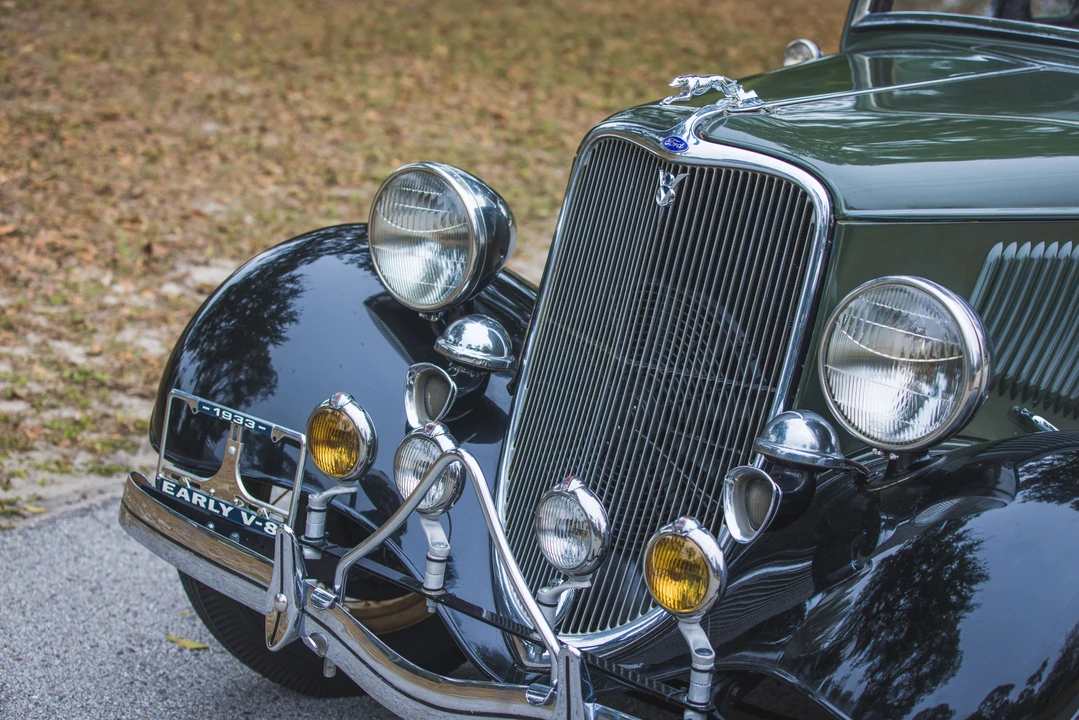 1933 Ford Model 18 & 40 - Image 7 of 31