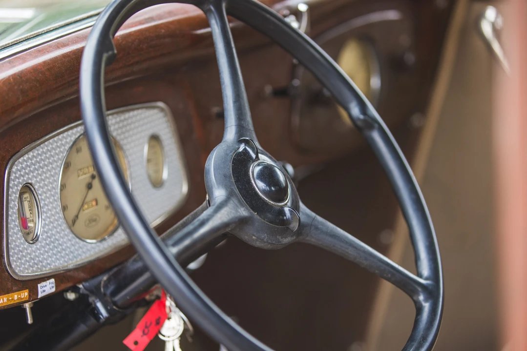1933 Ford Model 18 & 40 - Image 27 of 31