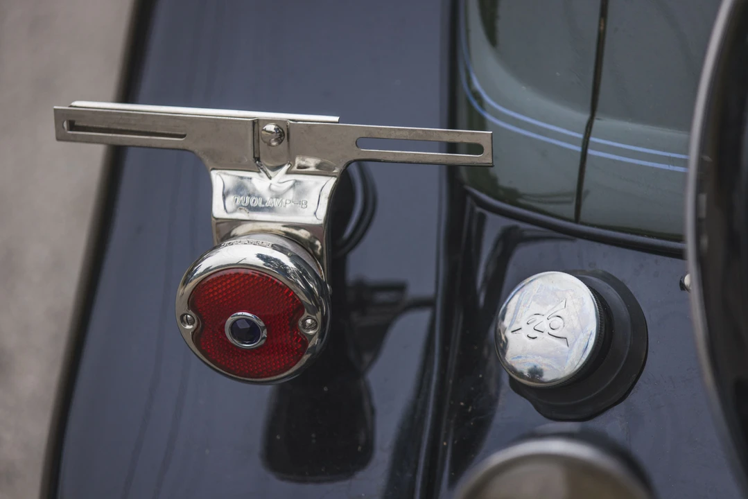 1933 Ford Model 18 & 40 - Image 15 of 31