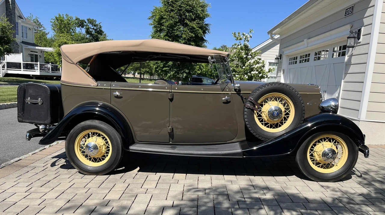 1933 Ford Model 18 & 40 - Image 7 of 31