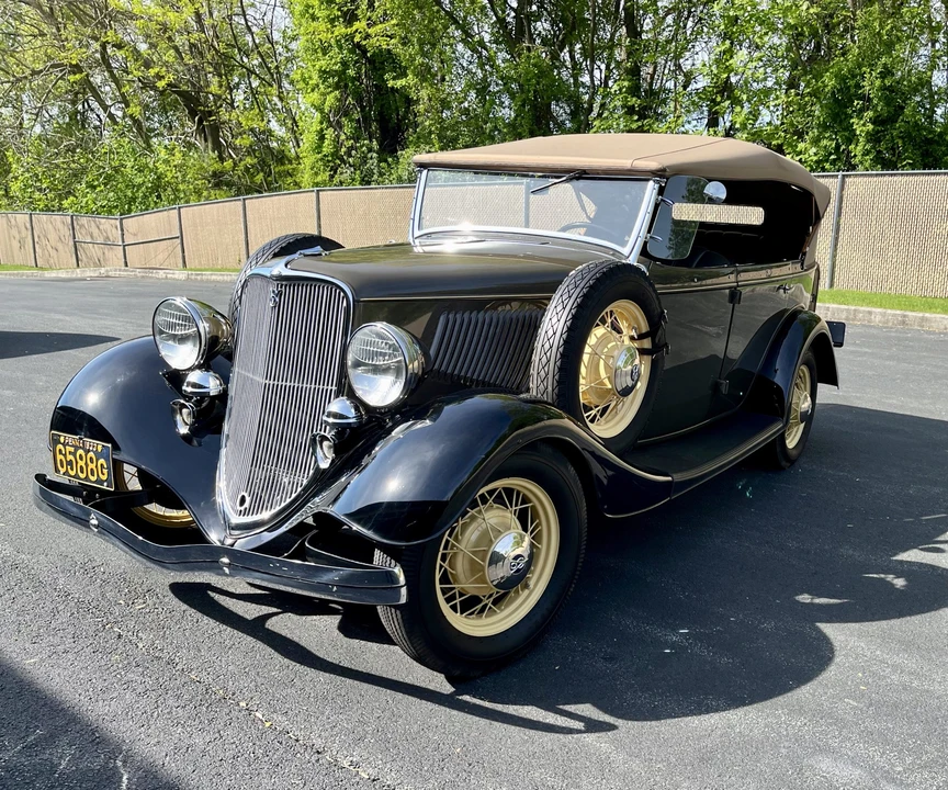 1933 Ford Model 18 & 40 - Image 3 of 31