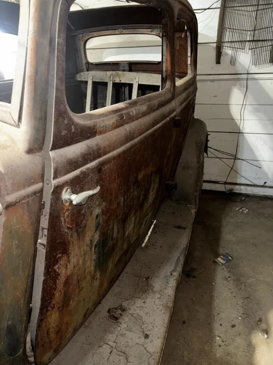 1933 Ford Model 18 & 40 - Image 3 of 14