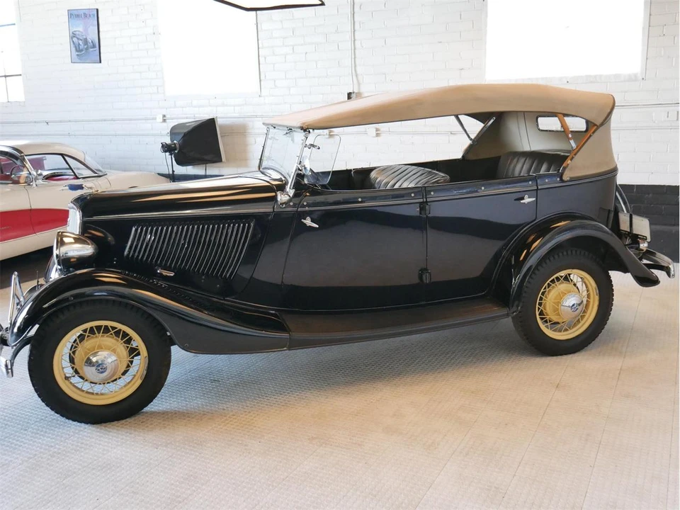1933 Ford Model 18 & 40 - Image 7 of 31