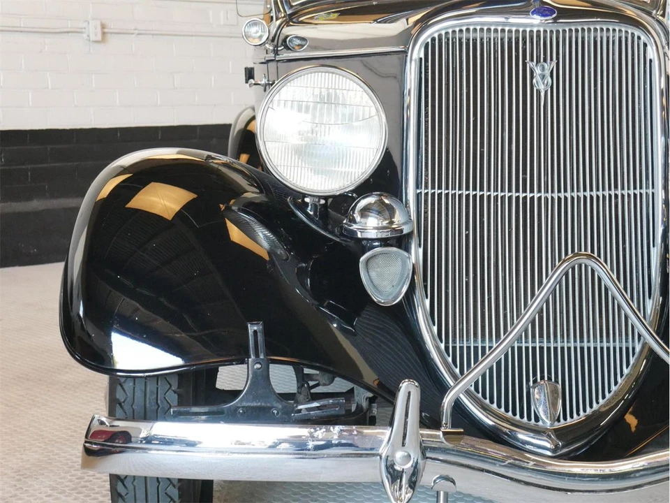 1933 Ford Model 18 & 40 - Image 5 of 31