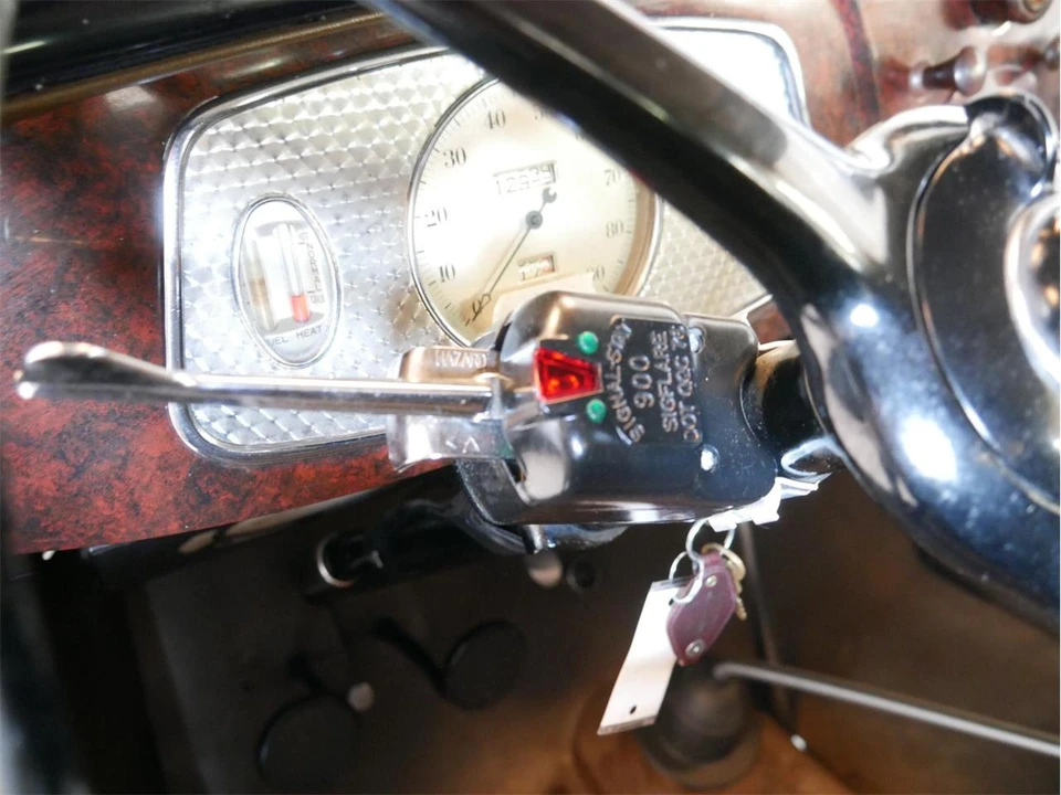 1933 Ford Model 18 & 40 - Image 20 of 31