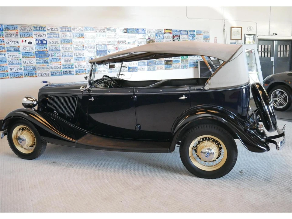 1933 Ford Model 18 & 40 - Image 12 of 31