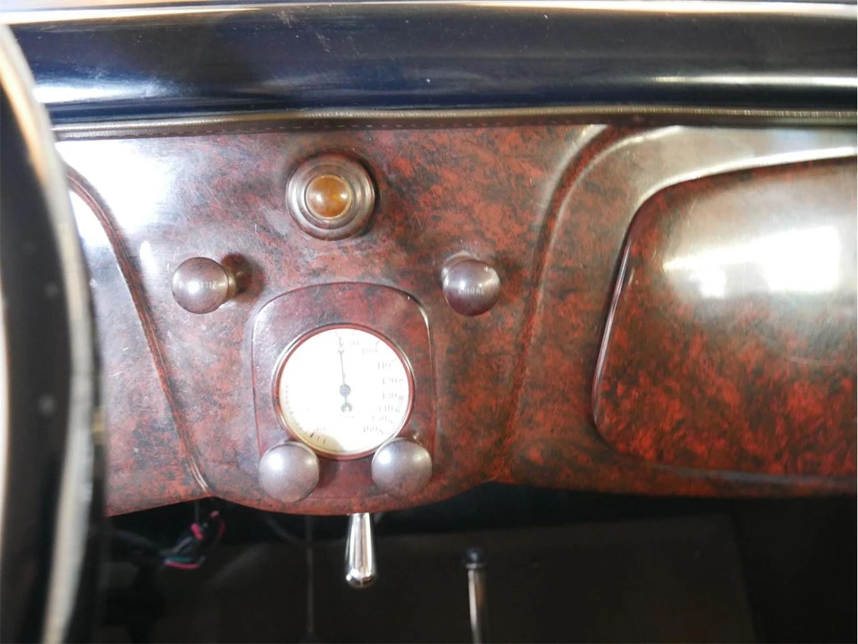 1933 Ford Model 18 & 40 - Image 18 of 31