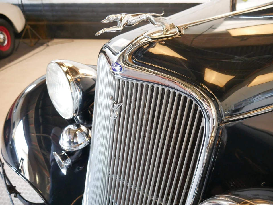 1933 Ford Model 18 & 40 - Image 16 of 31