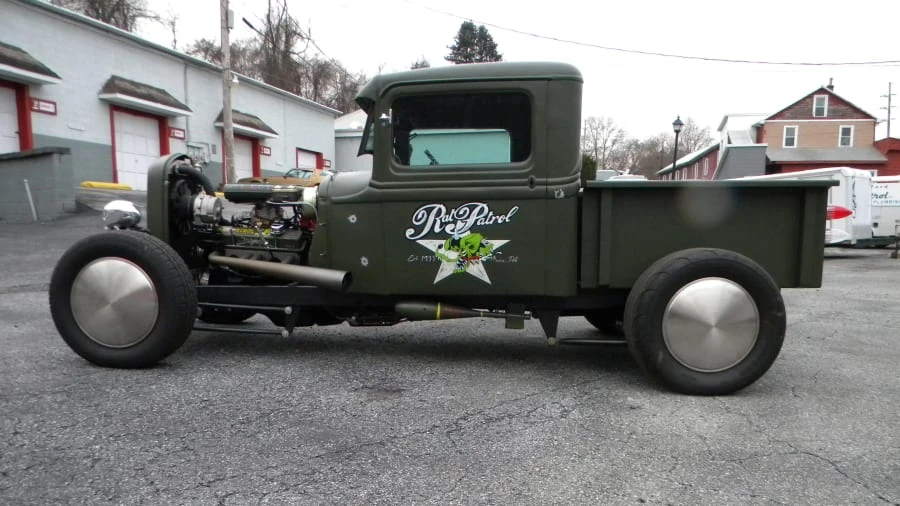 1933 Ford Pickup (1932-1934) - Image 2 of 12