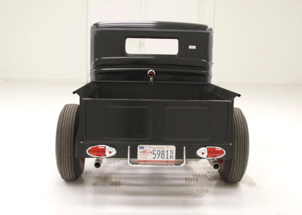 1933 Ford Pickup (1932-1934) - Image 4 of 12