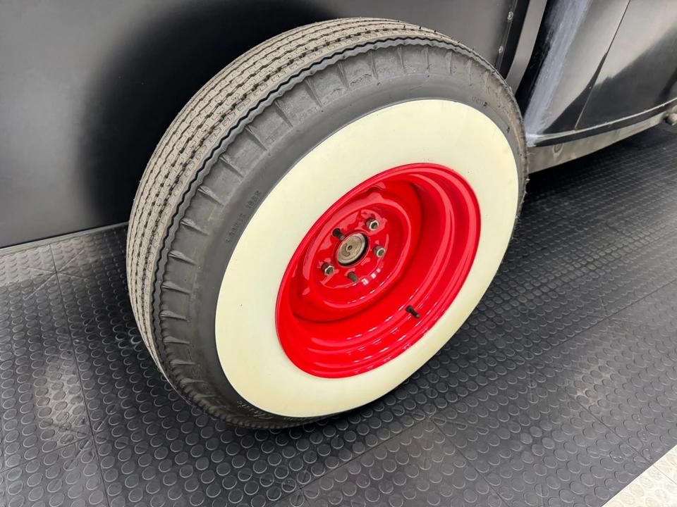 1933 Ford Pickup (1932-1934) - Image 20 of 21