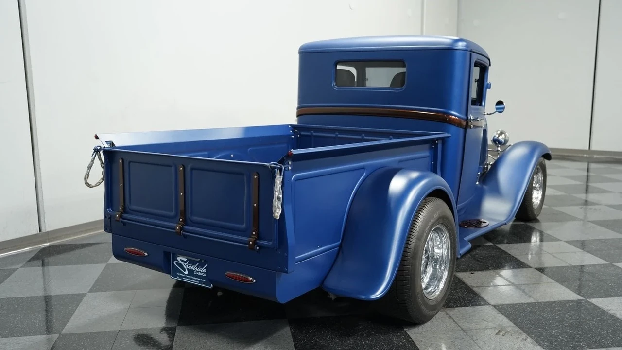 1933 Ford Pickup (1932-1934) - Image 10 of 12