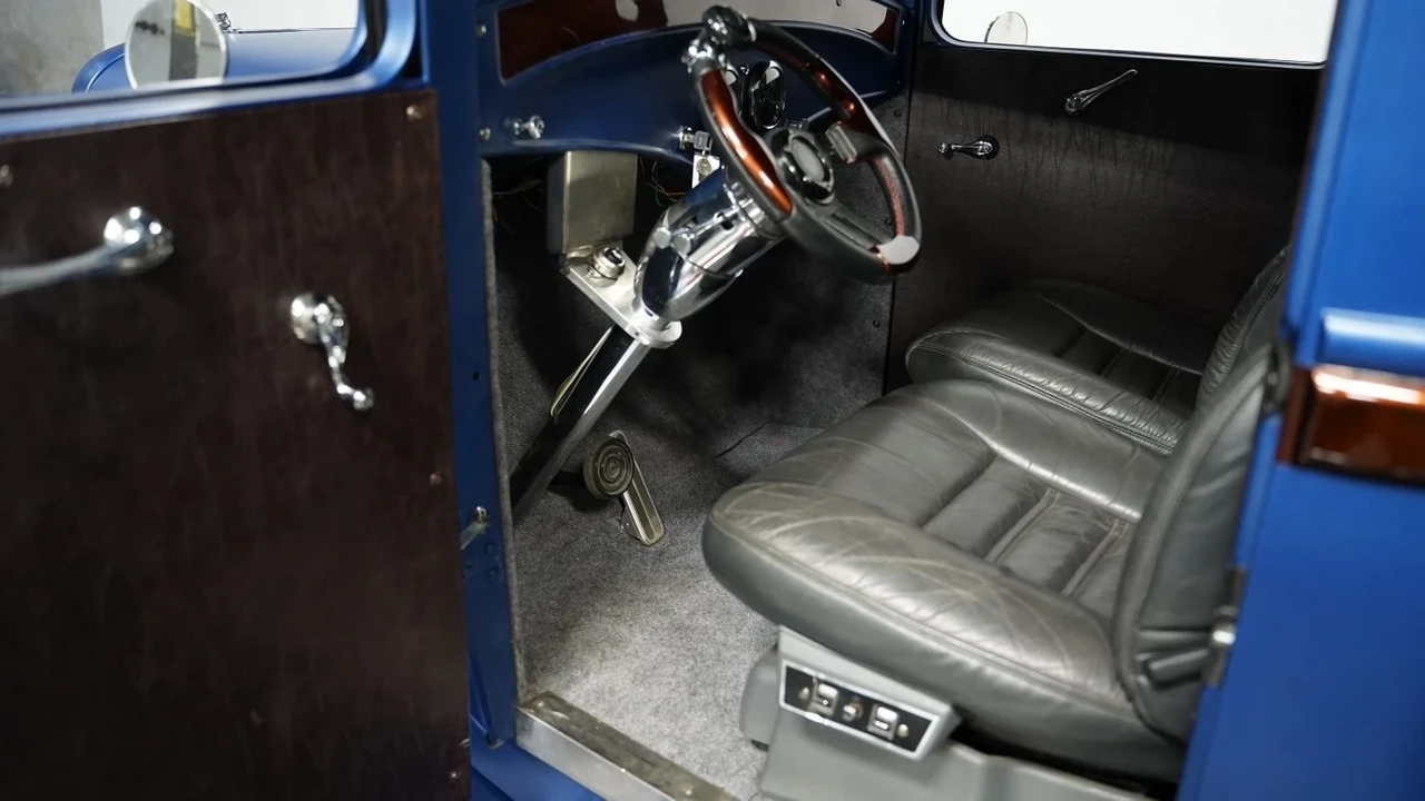 1933 Ford Pickup (1932-1934) - Image 5 of 12